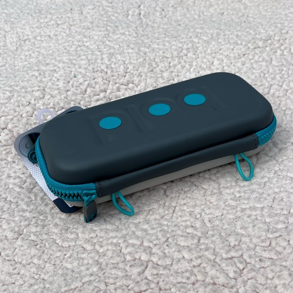 Storage Case - Picture 3 of 5